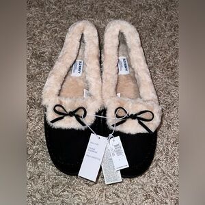 NWT!! Old Navy Cozy Black Sherpa Moccasin Slippers - Sz 9